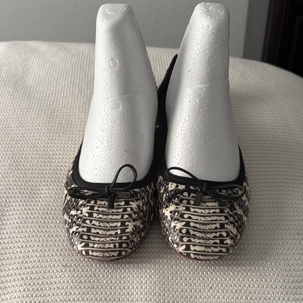 Coach Black and Cream Patterned Flats
